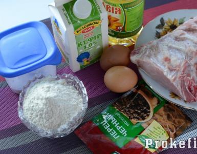 Step-by-step recipe for making pork schnitzel Pork schnitzel in a frying pan