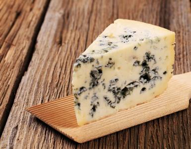 Найкращий італійський сир горгонзолу: це те, що варто спробувати