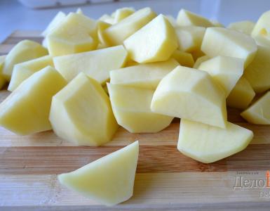 Ніжна картопля у вершках – готуємо в духовці та мультиварці