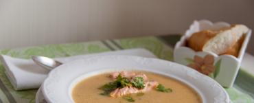 Puree soup with salmon Creamy soup with salmon