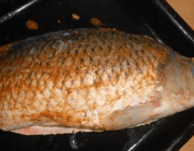 Stuffed carp in the oven in foil - how to cook carp in the oven in the home kitchen