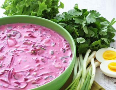 Cold Lithuanian beetroot soup To prepare, you need the following products