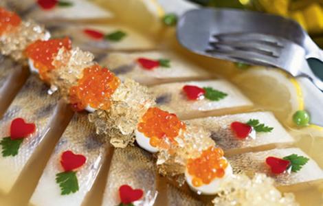 Jellied pike perch: recipe, cooking features